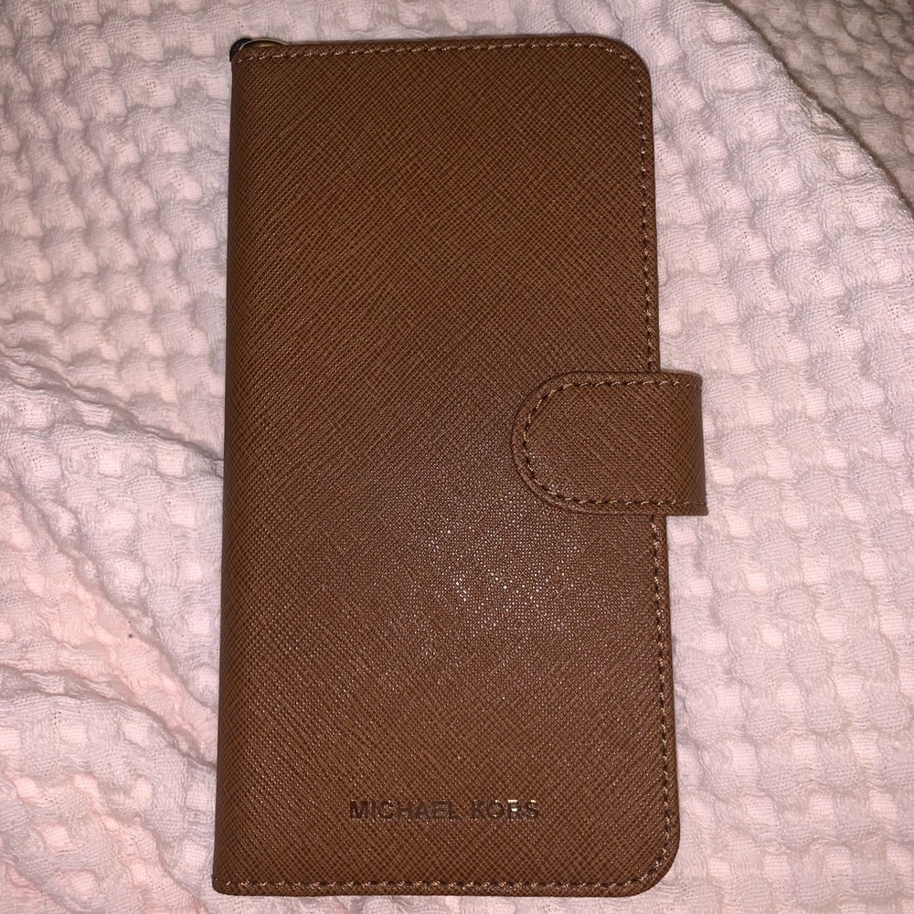 Michael Kors Wallet Case